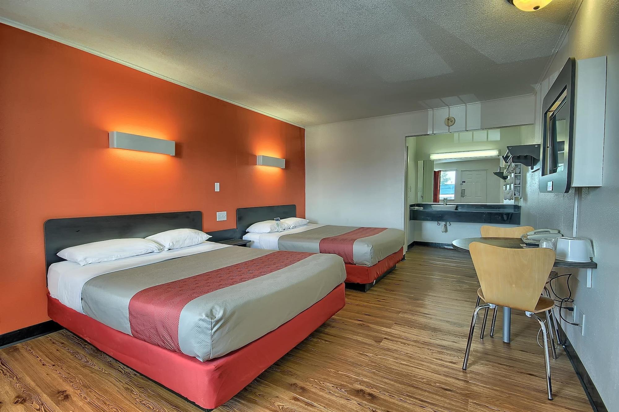 Motel 6-Lima, Oh Luaran gambar