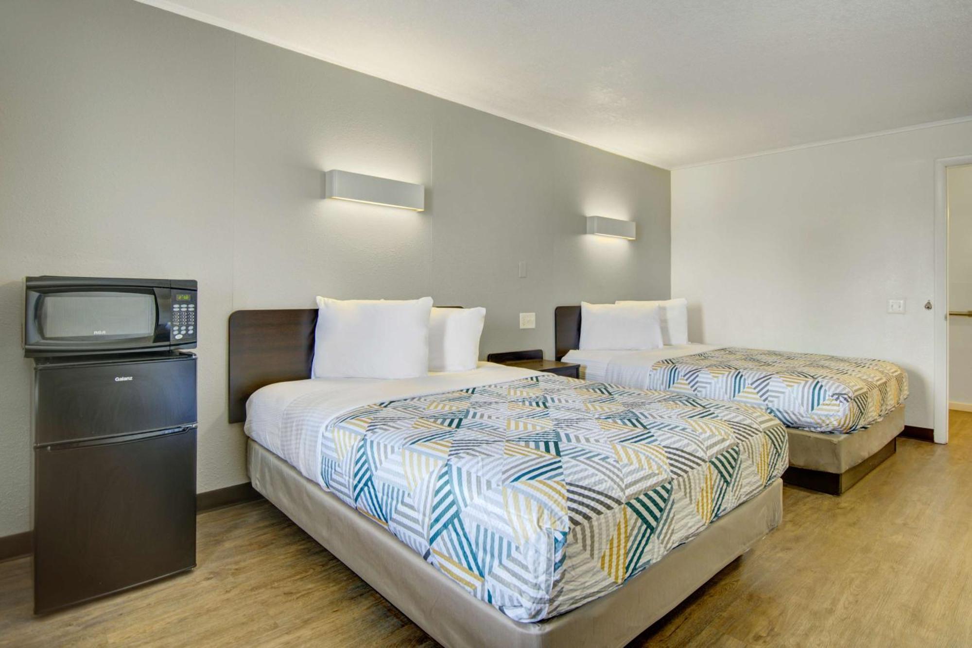 Motel 6-Lima, Oh Luaran gambar